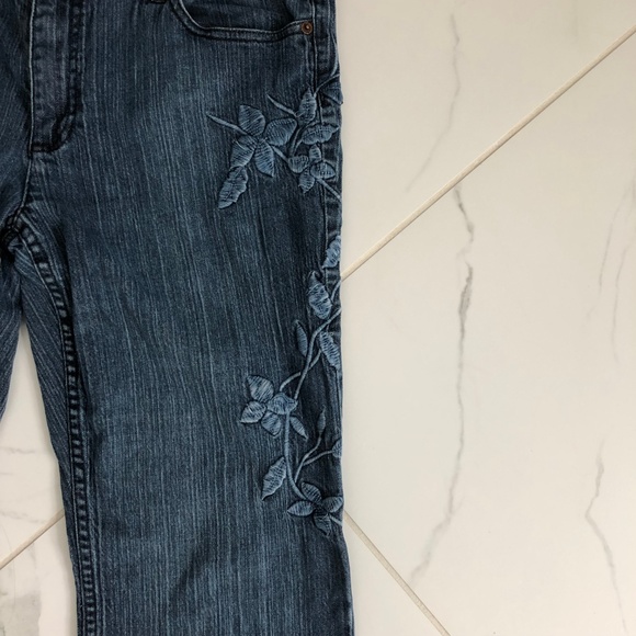 Liz Claiborne Slim Bootcut Floral Embroidered Jean